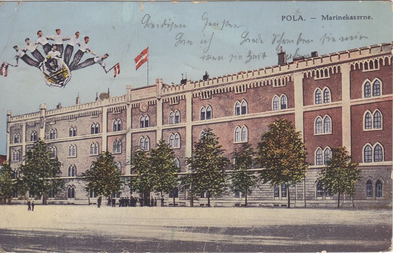 Pola : Marinekaserne