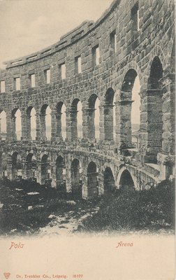 Pola : Arena