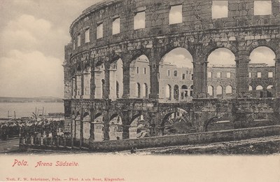 Pola : Arena Südseite