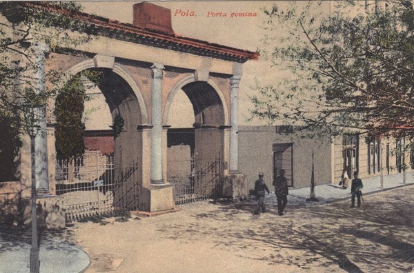 Pola : Porta Gemina