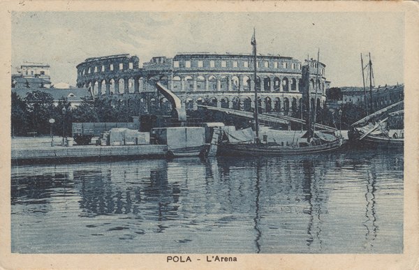 Pola : l'Arena