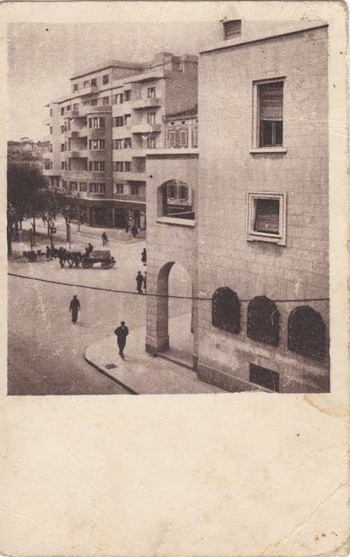 [Pula]