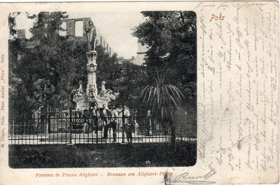 Pola : Fontana in Piazza Alighieri = Brunnen am Alighieri-Platz