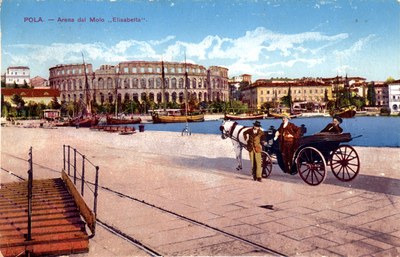 Pola : Arena con Molo "Elisabetta"